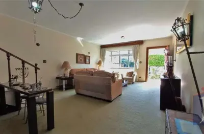 Casa de 290m² no jardim da gloria, são paulo, com 2 dormitórios, 1 suíte por r$1.800.000 - venda