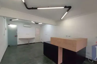 Casa comercial à venda na Rua dos Heliotrópios, Mirandópolis, São Paulo