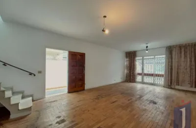 Casa no jardim da glória, 3 dormitórios e 1 suíte por r$990.000