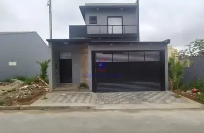 Casa sobrado à venda em guarulhos: 3 dormitórios e suite