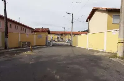 Casa sobreposta em vila carmela i - 2 dormitórios para locação