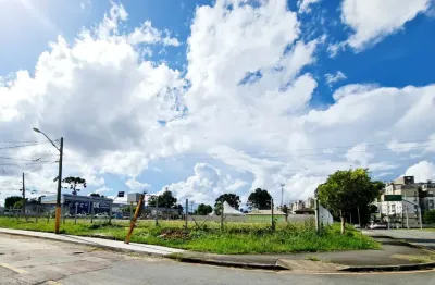 Terreno para alugar na Rua Leôncio Derosso, 75, Xaxim, Curitiba