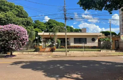 Casa com 3 quartos à venda na Rua Machado de Assis, Zona 06, Maringá