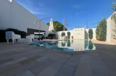 Casa com 3 quartos à venda na Rua Fernandopolis, 77, Centro, Rosana