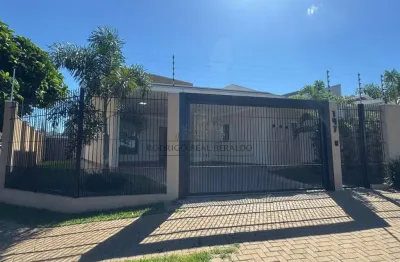 Casa com 3 quartos à venda na Rua Sebastião Domingos Sabaini, 147, Jardim Itália, Maringá