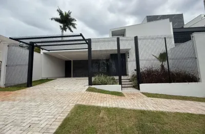 Casa com 3 quartos à venda na avenida joaquim duarte moleirinho, jardim cidade monções, maringá, 220 m2 por r$ 2.300.000