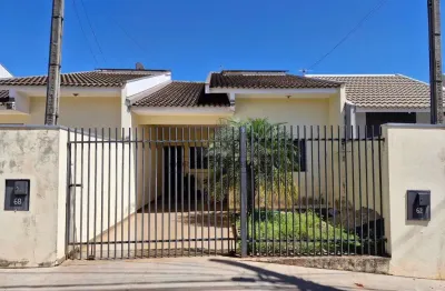 Casa com 3 quartos à venda na Rua Joaquim Trovo, Zona Leste, Mandaguaçu