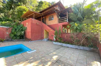 Casa para venda em teresópolis, iucas, 4 dormitórios, 1 suíte, 2 banheiros, 5 vagas