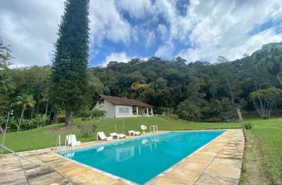 Casa para venda em teresópolis, canoas, 4 dormitórios, 1 suíte, 4 banheiros, 10 vagas