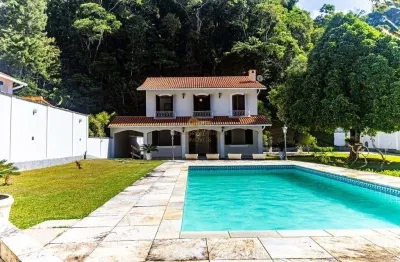Casa em condomínio para locação em teresópolis, carlos guinle, 5 dormitórios, 2 suítes, 5 banheiros, 40 vagas