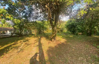 Terreno à venda na Rua Trinta de Abril, 122, Limoeiro, Guapimirim