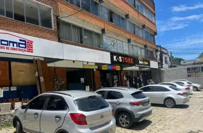 Loja comercial para locação em petrópolis, corrêas, 2 banheiros