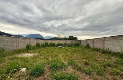 Terreno à venda na Estrada Martha Alcântara Fares, 1800, Cotia, Guapimirim