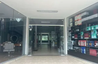 Sala comercial para alugar na Estrada União e Indústria, 9878, Itaipava, Petrópolis