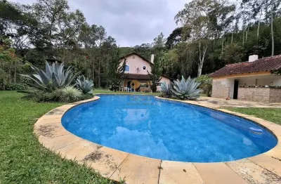 Sítio para venda em teresópolis, cruzeiro, 3 dormitórios, 1 suíte, 3 banheiros, 3 vagas