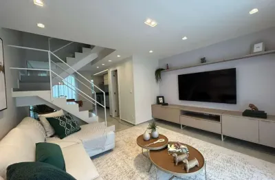 Casa em Condomínio para Venda em Petrópolis, Quarteirão Brasileiro, 3 dormitórios, 1 suíte, 3 banheiros, 1 vaga