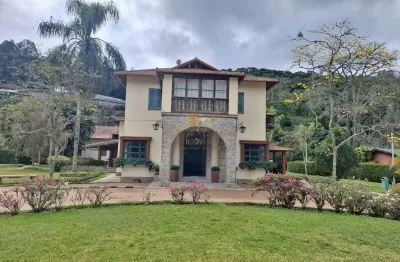 Loft para locação em teresópolis, posse, 1 dormitório, 1 banheiro, 1 vaga