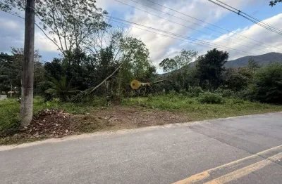 Terreno à venda na Estrada Martha Alcântara Fares, 300, Cotia, Guapimirim