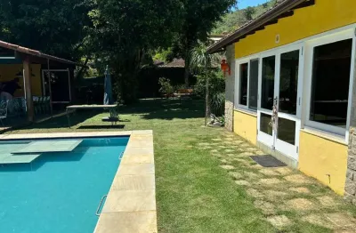 Casa para venda em petrópolis, nogueira, 4 dormitórios, 3 suítes, 5 banheiros, 2 vagas