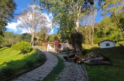 Casa para venda em petrópolis, araras, 2 dormitórios, 1 suíte, 2 banheiros, 3 vagas