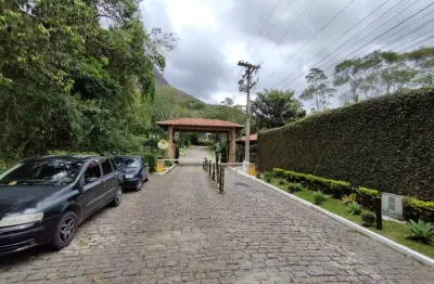 Terreno à venda na Rua Djanira, 10, Samambaia, Petrópolis