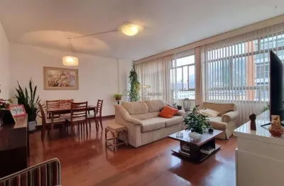 Apartamento para Venda em Teresópolis, Alto, 2 dormitórios, 1 suíte, 3 banheiros, 1 vaga