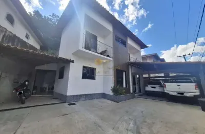 Casa para Venda em Teresópolis, Granja Guarani, 4 dormitórios, 1 suíte, 3 banheiros, 2 vagas