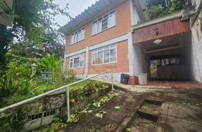Casa para Venda em Teresópolis, Quinta da Barra, 3 dormitórios, 1 suíte, 3 banheiros, 2 vagas