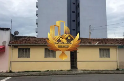 Imperdível casa à venda no centro de taubaté-sp: 2 quartos, 1 suíte, 1 sala, 3 banheiros, 1 vaga - 120m². confira!