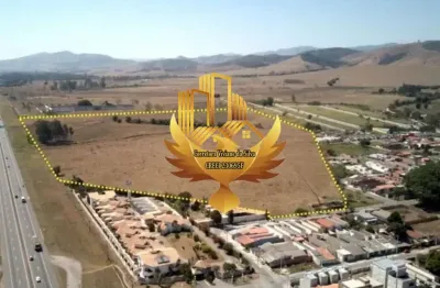 Terreno à venda no Moreira César, Pindamonhangaba 