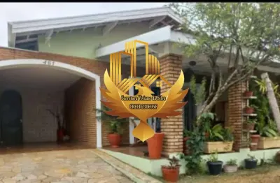 Casa na independência ( próximo  a av  itália) excelente localização !!