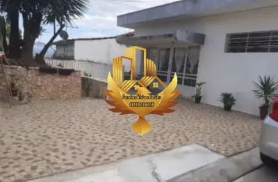 Casa à venda em taubaté-sp: chácara do visconde, 2 quartos, 1 sala, 1 banheiro, 4 vagas de garagem, 550m² de área.