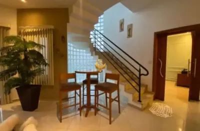 Residência de alto padrão com 3 quartos e 5 vagas na vila aparecida - taubaté-sp