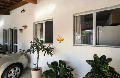 Imperdível casa à venda em taubaté-sp, no parque são luís: 3 quartos, 1 sala, 1 banheiro, 2 vagas de garagem, 250m²!