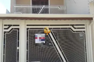 Casa com 3 quartos à venda no Granja Daniel, Taubaté  por R$ 500.000