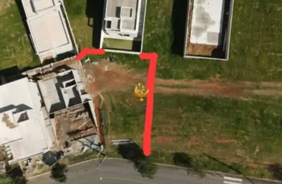 Terreno em Condomínio Cataguá Way em Taubaté-SP  409,02 m² de área