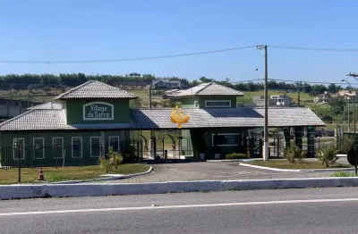 Terreno à venda em condomínio exclusivo em Tremembé-SP, Loteamento Comercial e Residencial Village da Serra - 1.051,10 m² de área