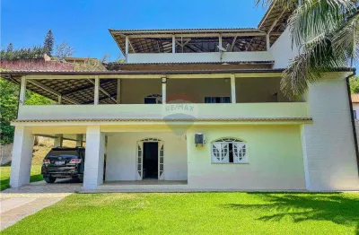 Oportunidade: ampla casa à venda a 100 metros do mar em búzios/rj