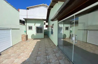 À venda – casa charmosa a poucos passos da praia – praia rasa, armação dos búzios!