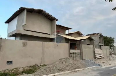 Casa em construção à venda no loteamento do pórtico – entrega em até 2 meses! r$ 335.000