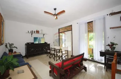 À venda ampla casa com área gourmet e duas residências independentes em josé gonçalves, armação dos búzios