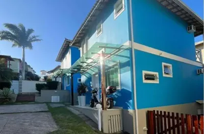 À venda: casa com área gourmet e sala de jogos em condomínio fechado na praia rasa, armação dos búzios - rj
