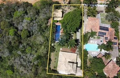 Casa à venda na ferradura em búzios com piscina, área gourmet e vista mar