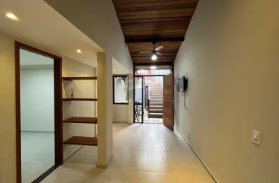 Casa semi mobiliada para locação anual – bairro cem braças, armação dos búzios