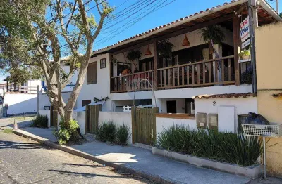 Casa à venda em geribá a 100m da praia, 1 apto. 4 quartos, e 3 kitnets independentes, investimento ou moradia, oportunidade única!