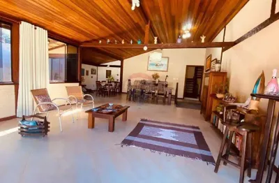 Casa à venda com 5 suítes em Armação dos Búzios, Rio de Janeiro