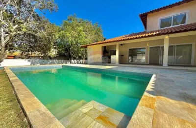 À venda casa moderna com piscina a 200 m da Praia da Marina - Armação dos Búzios