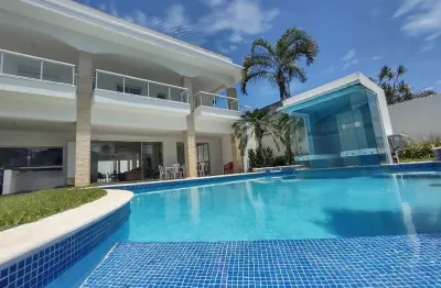 Casa de luxo à venda no guarujá: 5 quartos, 5 suítes, 3 salas, 8 banheiros, 3 vagas, 485m²