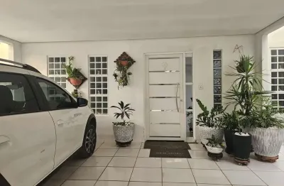 Casa usada para venda em cuiabá, jardim gramado, 2 dormitórios, 1 suíte, 3 banheiros, 3 vagas