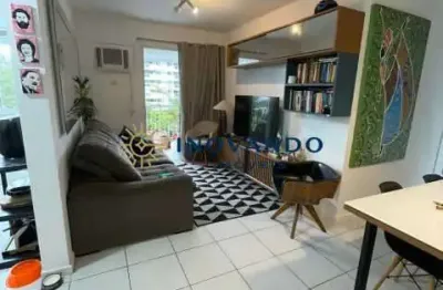 Apartamento com 2 quartos à venda na Avenida Olof Palme, 705, Camorim, Rio de Janeiro